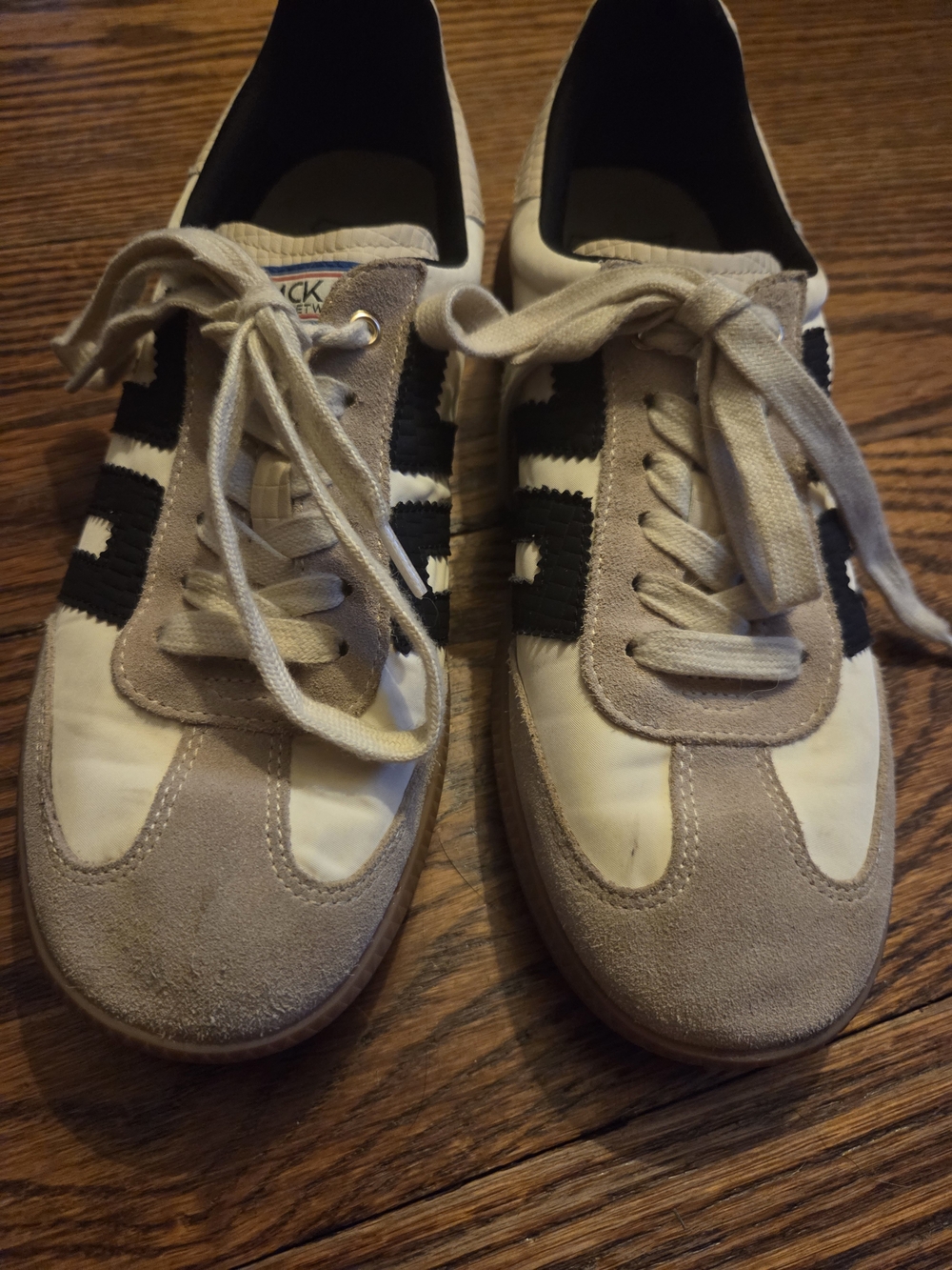 Casual Women's Beige and Black Lace-Up Sneakers